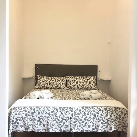 شقة Casa Aura 15 *